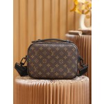 Louis Vuitton 𝐒 𝐋𝐎𝐂𝐊 messenger bag M45806
